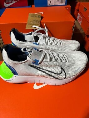 Nike FREE RN FK NEXT NATURE White/black Running Shoe for Men